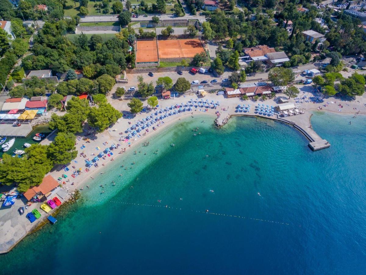 House Blanka Villa Dramalj Bagian luar foto